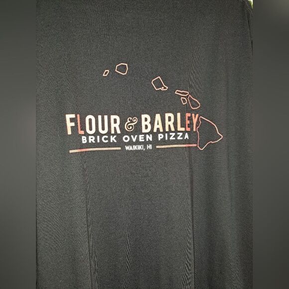 NWOT Canvas by Bella + Canvas Tshirt - Picture 4 of 6